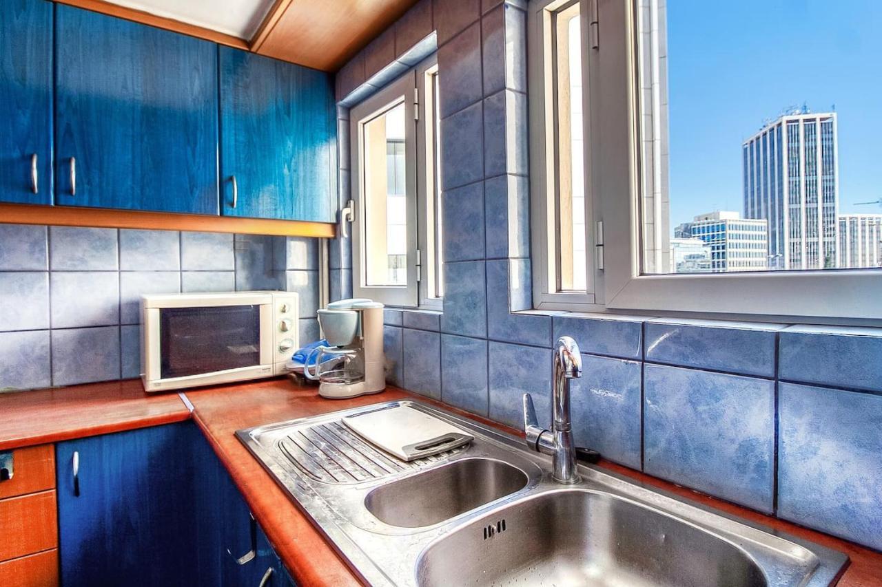 Spacious Flat Near Ampelokipoi Metro Station Афины Экстерьер фото